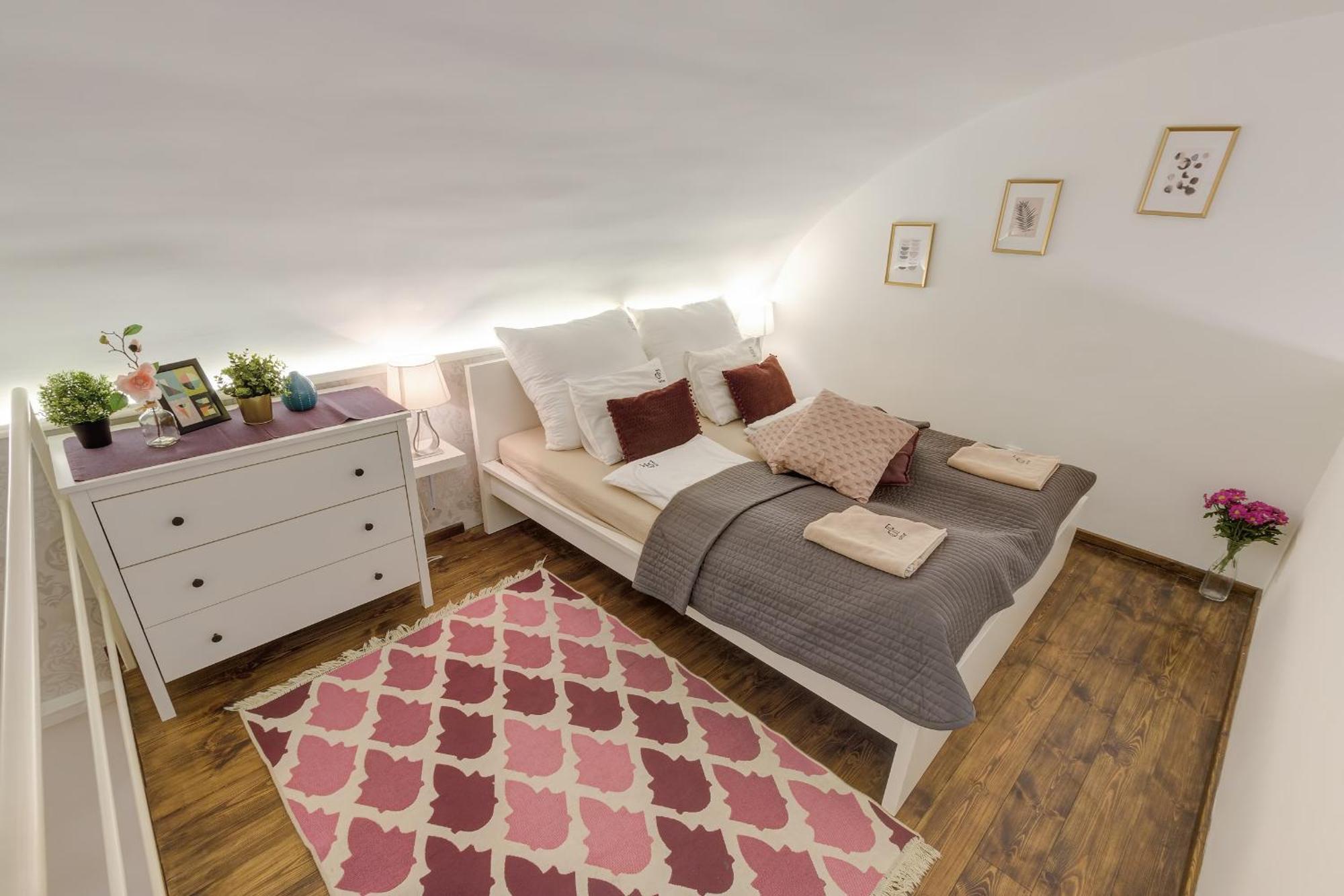 Beautiful Home At Basilca 1-2 Будапеща Екстериор снимка